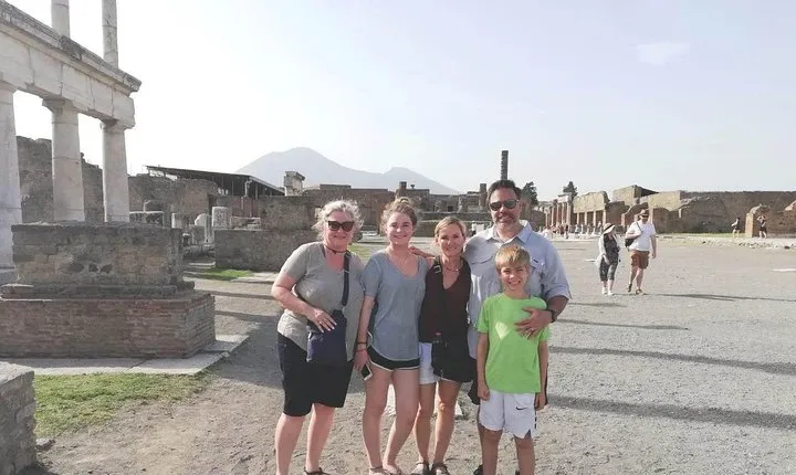 Private Shore Excursion from Naples to Pompeii, Sorrento and Positano