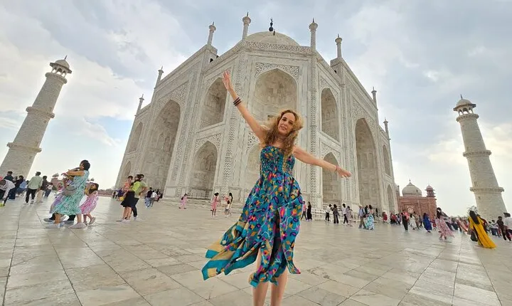 Same Day Taj Mahal Photography Tour by Car