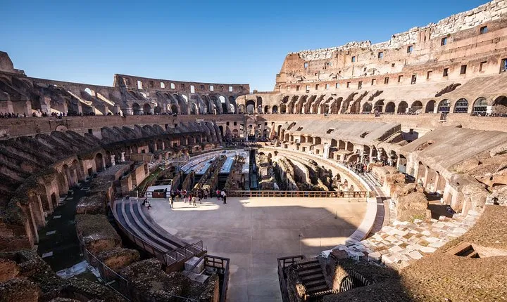 Small Group semi-private Colosseum Arena Tour