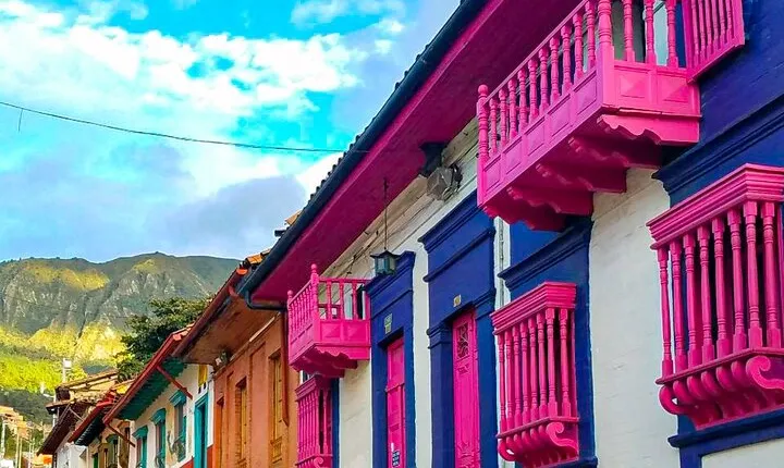 La Candelaria Bogotá Private Tour. (4 Hrs.)