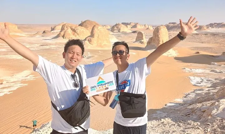 Private 4 Days White Desert and Bahariya Oasis Tour