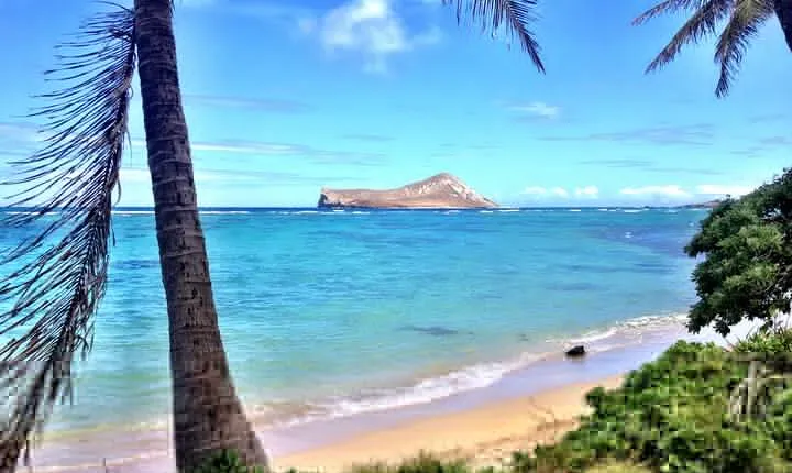Lanikai to Mokulua islands Stand Up Paddle Board Tour