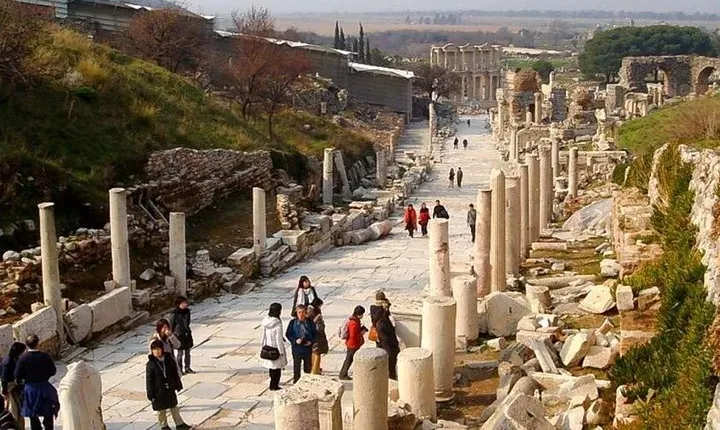 Ephesus and Pottery Workshop Private Tour From Izmir