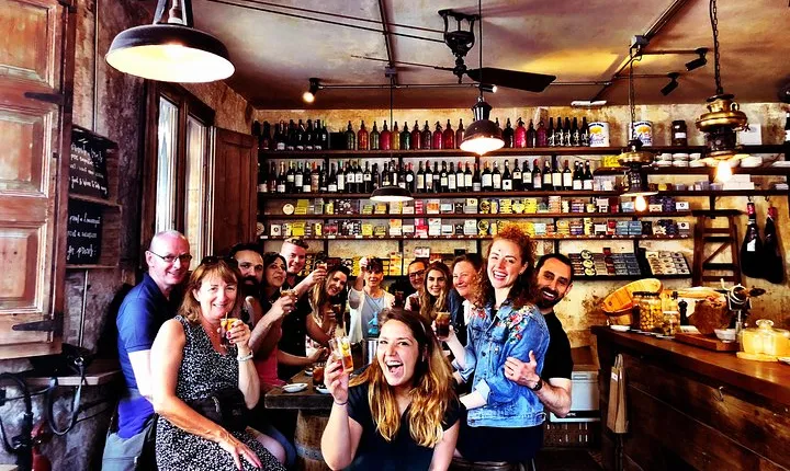 Barcelona Tapas & Wine Experience as a Local at Hidden Wineries