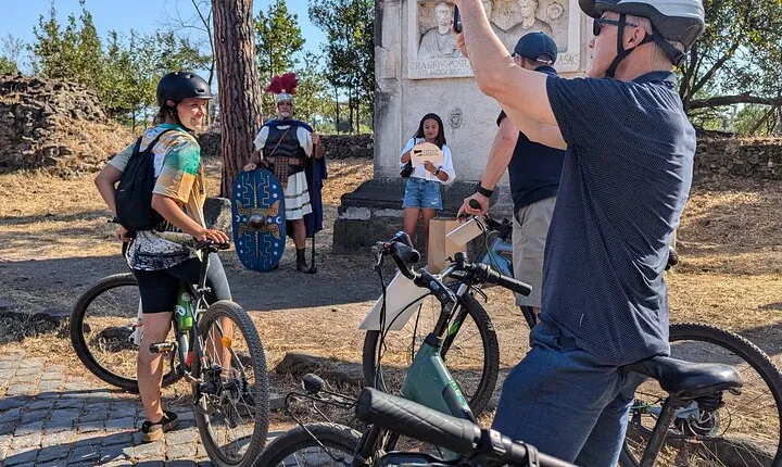 2-Day Tour of Rome Center and Appia Antica by E Bike