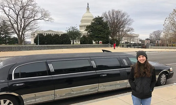 Stretch Limo Private Day & Night Custom Tours of Washington DC