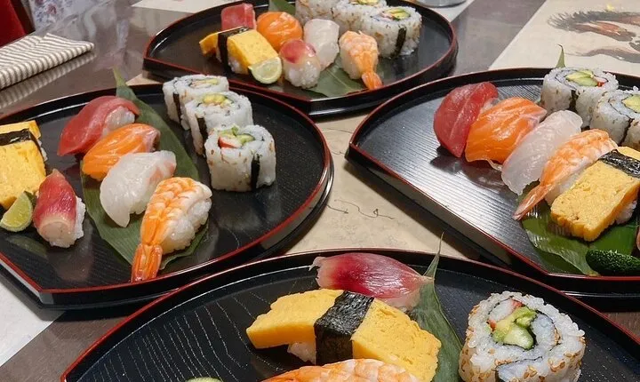 Little EDO Shared Sushi Making Class in Kawagoe