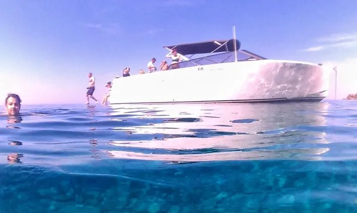 Private All-inclusive Gastro Blue cave tour