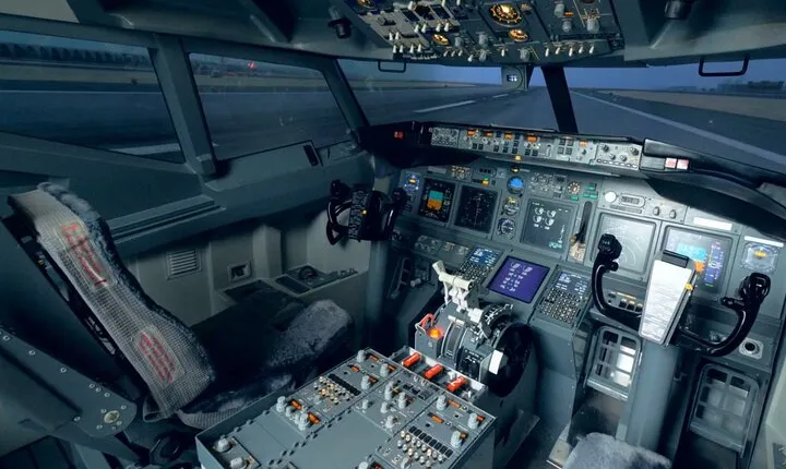 Flight Simulator INTERMEDIATE CRUISE 60 Mins