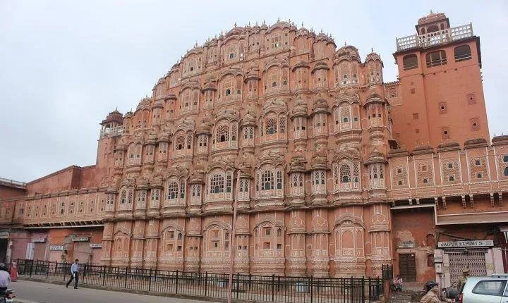 Full Day Tour to Jaipur from New Delhi