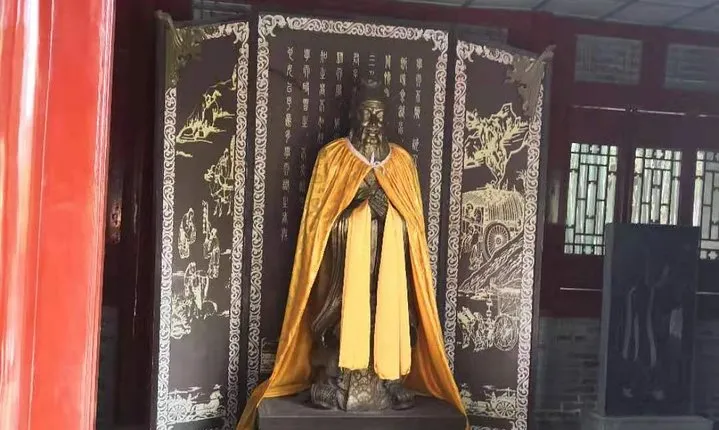 Confucius temple day tour in Qufu start from Qufu bullet train station or city