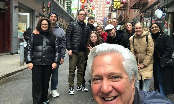 See 20+ Top Manhattan Sights (Walking Tour with Fun NYC Guide)