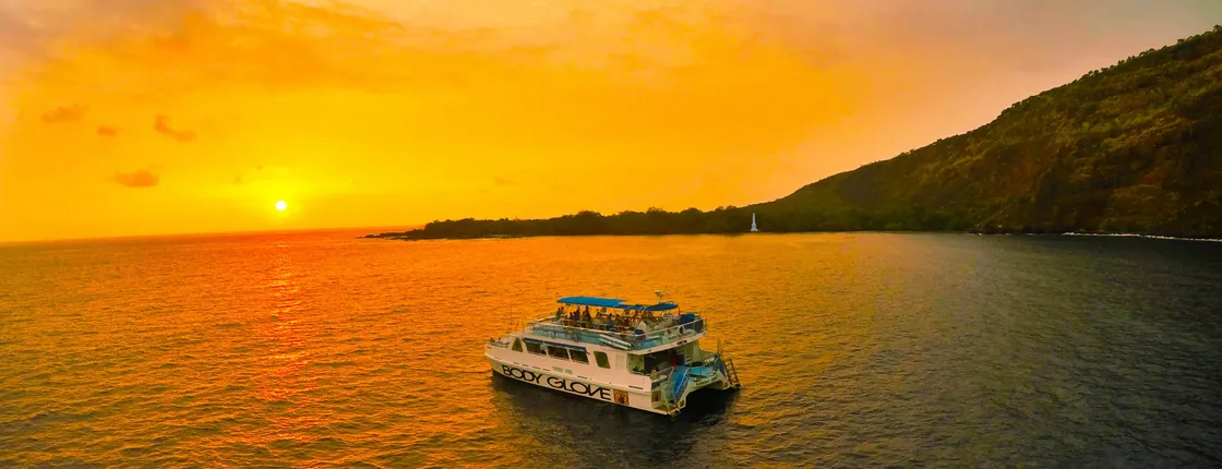 Captain Cook dinner cruise to Kealakekua Bay