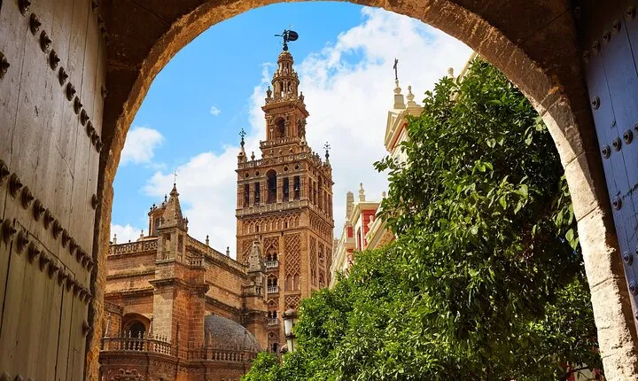 Seville Guided Small-Group Walking Tour