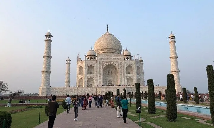 Same Day Taj Mahal & Agra Fort Tour from Delhi
