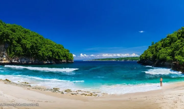 Blue Lagoon Snorkeling and All Inclusive Lempuyang Temple Tour