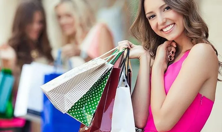 Half-Day Rome Shopping Tour with Personal Shopper | Exclusive VIP experience