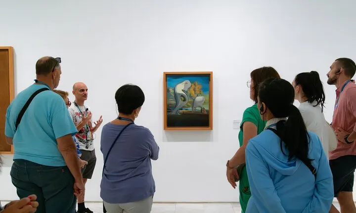 Afternoon Art Delight at Reina Sofía with a Guide