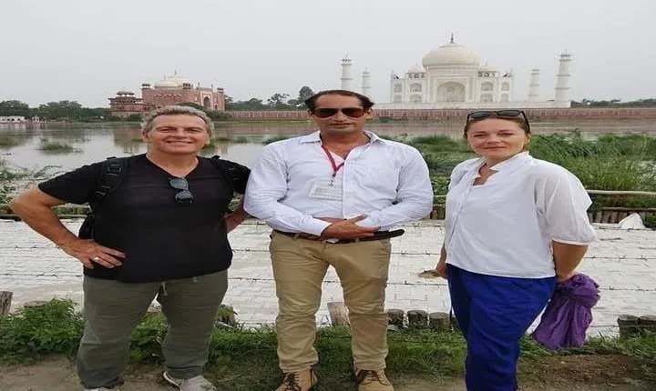 Full Day Agra Tour with Taj Mahal at Sunrise and Sunset