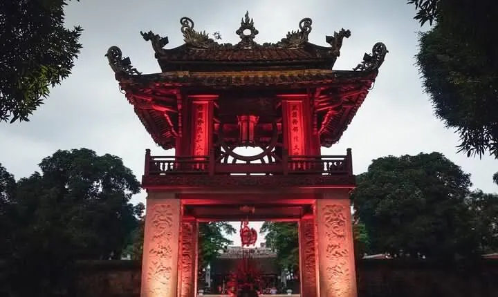 Private Multi Day Tour through Vietnam and Cambodia