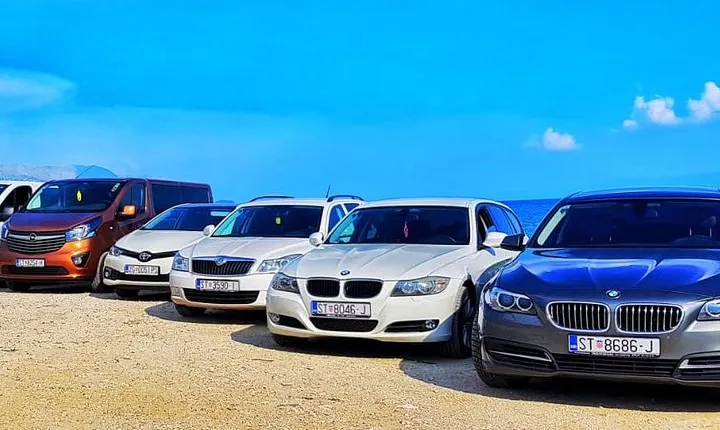Private transfer Split airport to Split (any location) up to 8 passengers