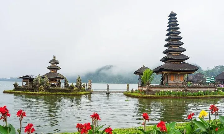 Ulun Danu Beratan Temple Bali Instagramable Tour