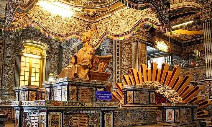 Private Tour/Transfer to Hue Imperial City from Da Nang/ Hoi An