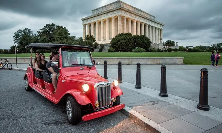 Washington DC by Moonlight Electric Cart Tour