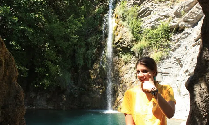 Hiking, swimming and sightseeing tour in Central Zagori area