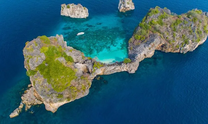 Snorkeling Tour to Rok and Haa Island From Krabi