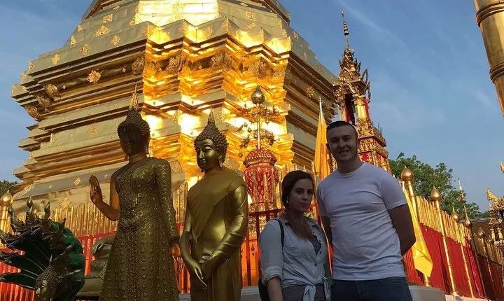 Doi Suthep Temple and Local Crafts Private Tour in Chiang Mai