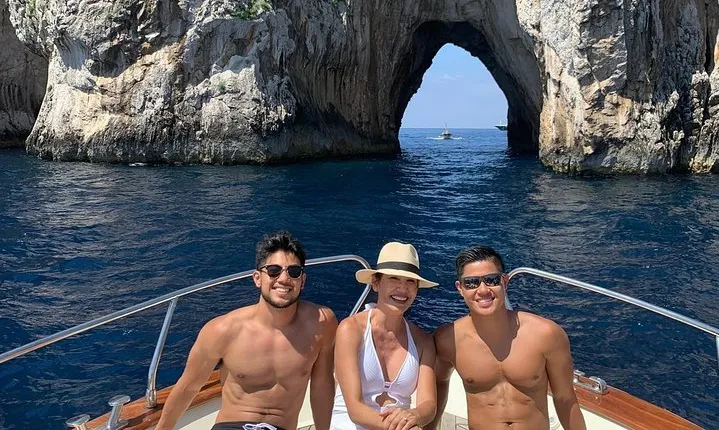 Capri Small-Group Boat Tour with Blue Grotto & Island Discovery