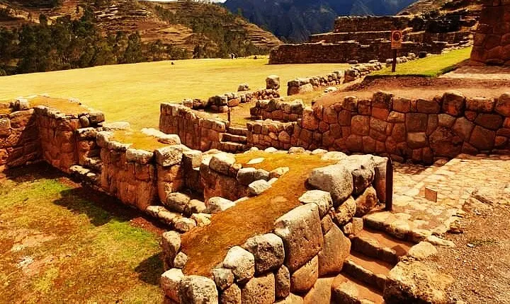 the Incas' Sacred Valley