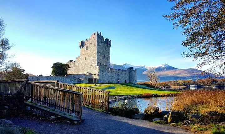 Killarney Jaunting Car & Lily of Killarney Watercoach Tour
