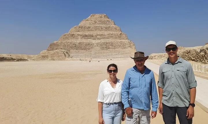 5-Hours VIP Private Day Memphis city ,Sakkara pyramids ,Dahshur