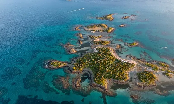 Athens: Lichadonisia Islets Day Tour with Boat & Thermal Spa Pool