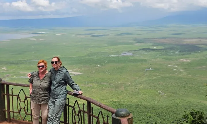 3 Days -Tanzania Budget Safari: Tarangire-Lake Manyara & Crater