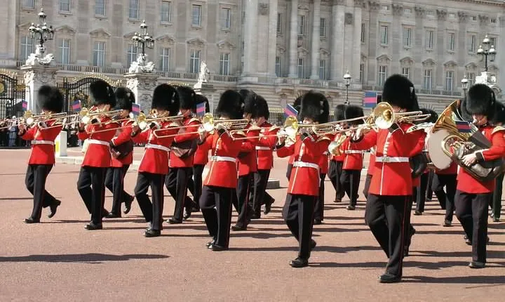 Best of London Tour: St Paul’s Cathedral & Changing of the Guard