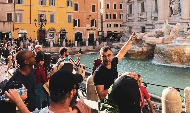 Rome: Trevi Fountain and Hidden Gems Small-Group Walking Tour