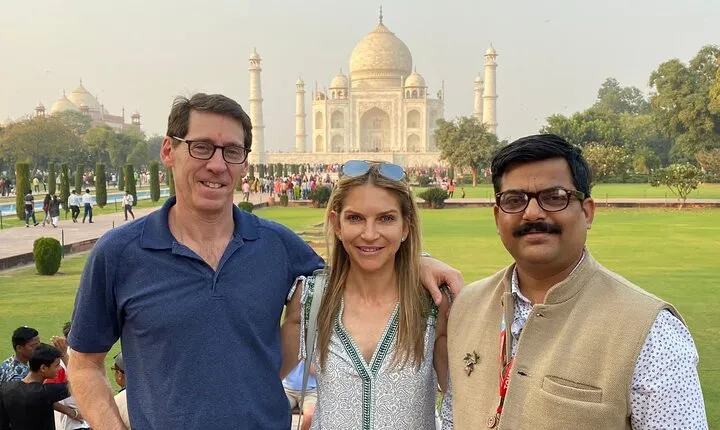 Private Taj Mahal And Agra Fort (Skip the line, Guide & Car Only)