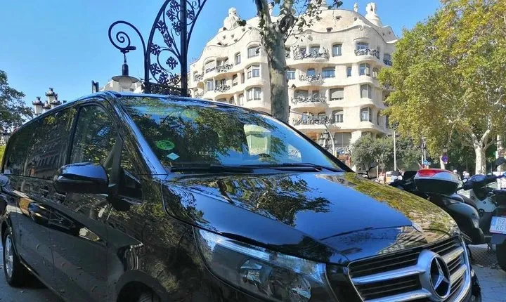Private Transfer From Barcelona City to Barcelona Airport