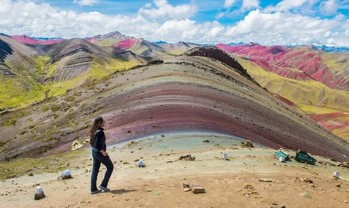 Alternative Rainbow Mountain Palccoyo Tour