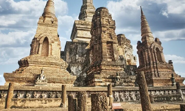 Ayutthaya Tour with Elephant Village, ATV & Floating Market