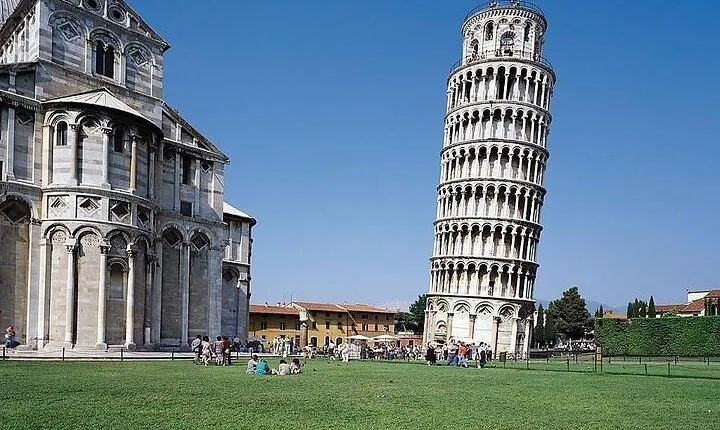 Exclusive Pisa Tour from Florence: With Skip-the-Line Access