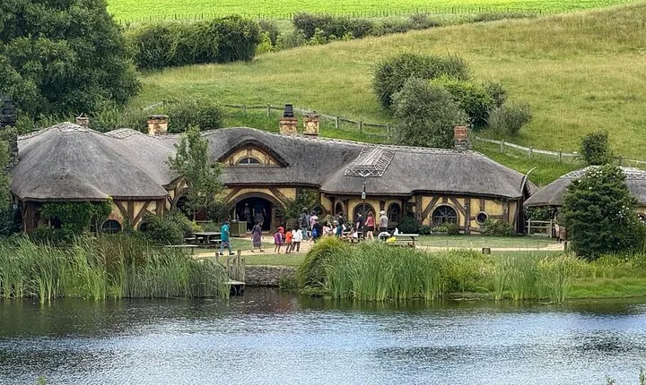 Hobbiton Movie Set Guided Tour