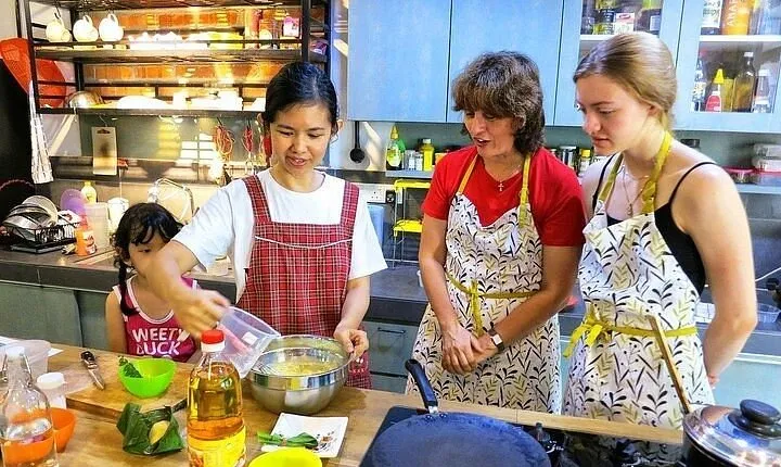 Authentic Malaysian Cooking Experience by Daun Senja Kitchen