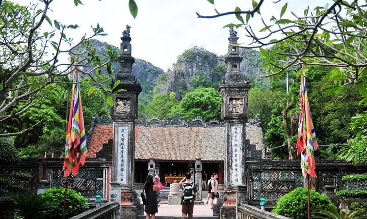 5 - Day Explore The Capital And Go For A Cruise In Ha Long Bay