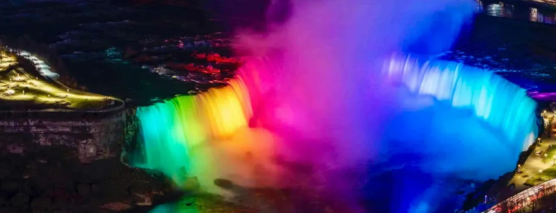 Niagara Falls evening tour with boat, dinner and Illumination Tower