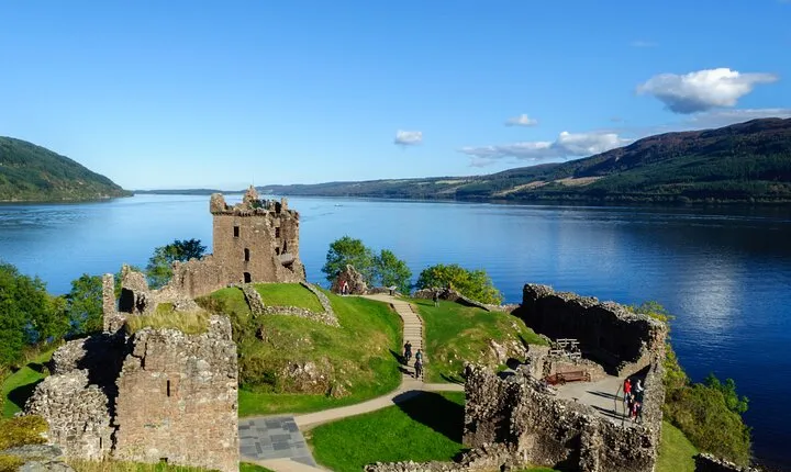 Loch Ness Private Tour - Travel in Style