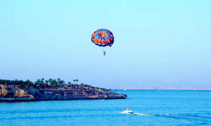 Dahab Parasailing: Soar Over the Red Sea